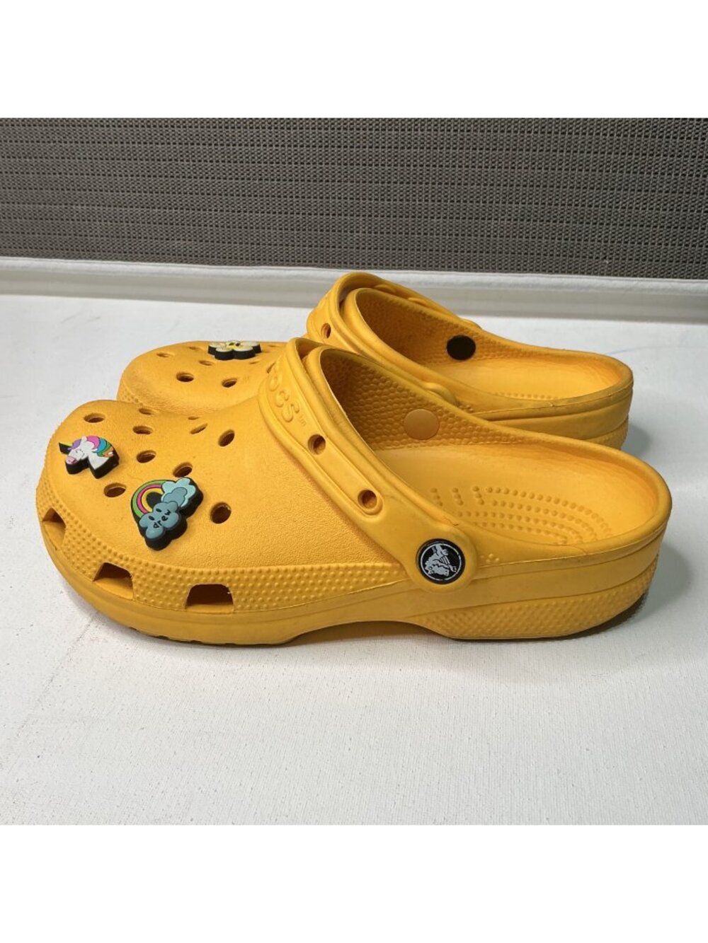 Yellow Crocs Classic Clogs With Fun Jibbitz Charms Womens Size 7 Comfortable